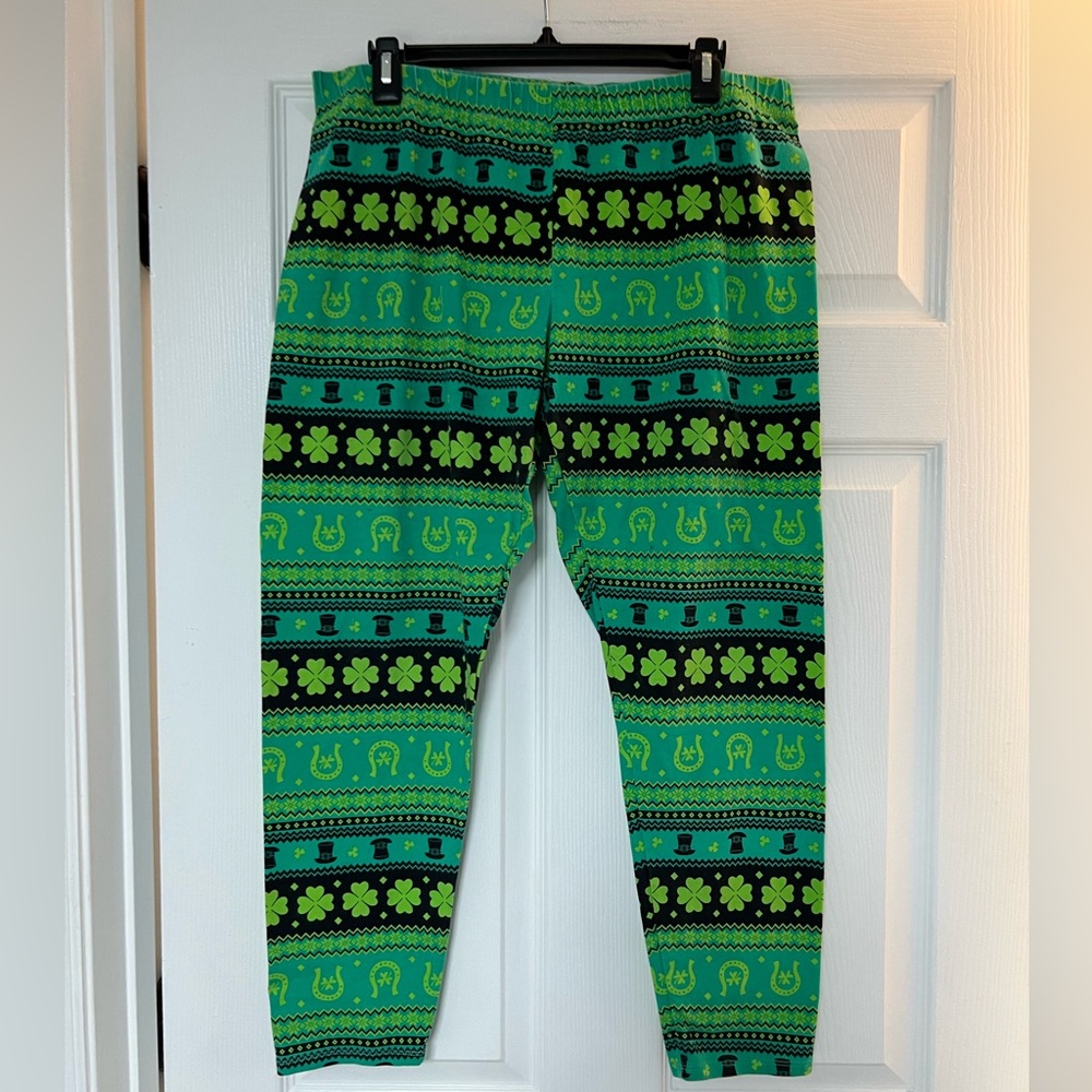 No Boundaries Green St Patrick’s Day Patterned Leggings